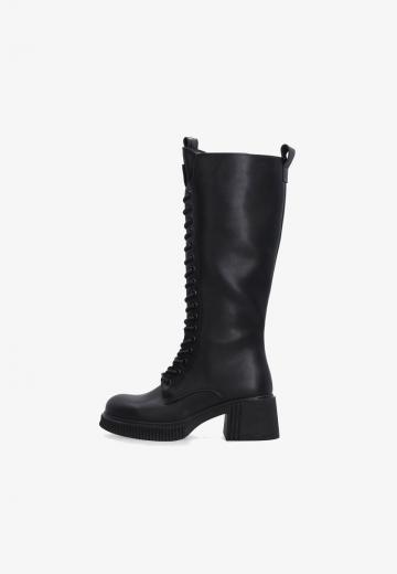 Сапоги на шнуровке