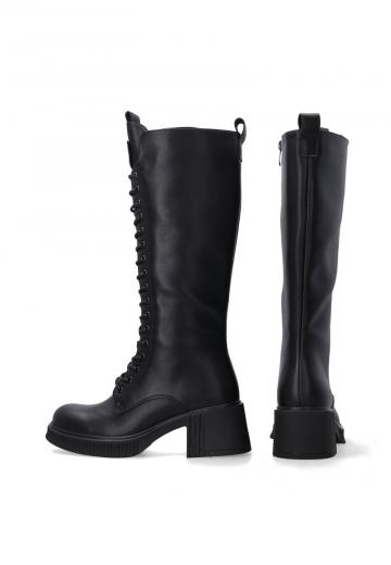 Сапоги на шнуровке