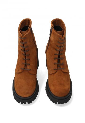 Полусапожки на высоком каблуке