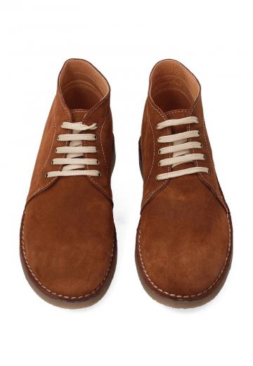 Ботинки на шнуровке