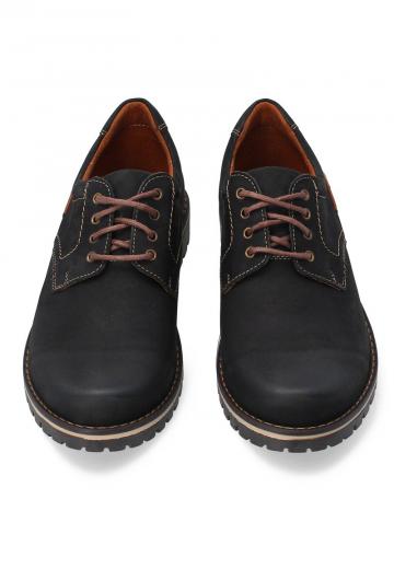 Ботинки на шнуровке