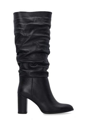 Высокие сапоги