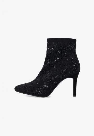 Полусапожки на высоком каблуке