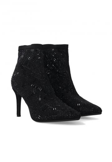 Полусапожки на высоком каблуке