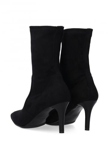 Полусапожки на высоком каблуке