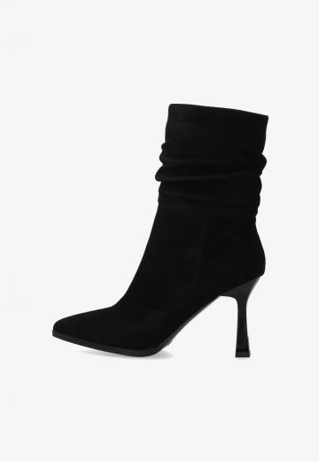 Полусапожки на высоком каблуке