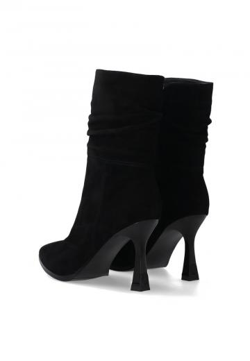 Полусапожки на высоком каблуке