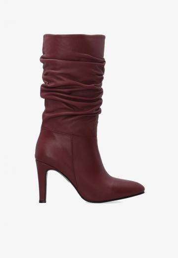 Высокие сапоги