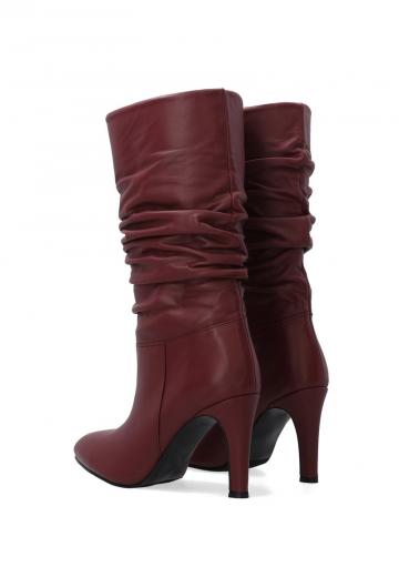 Высокие сапоги