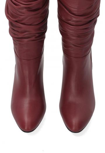 Высокие сапоги