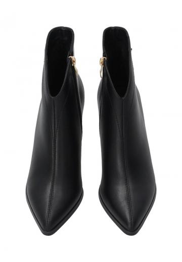 Полусапожки на высоком каблуке