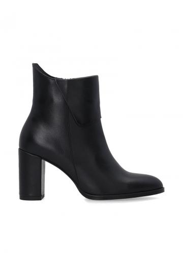 Полусапожки на высоком каблуке