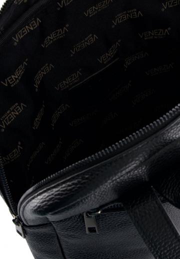 Кожаный рюкзак