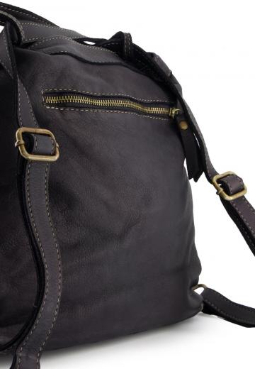 Кожаный рюкзак
