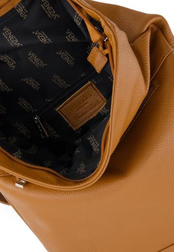 Кожаный рюкзак