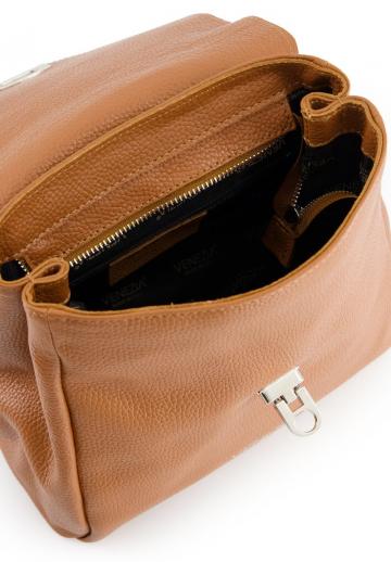 Кожаный рюкзак