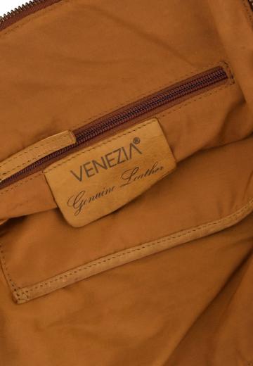 Кожаный рюкзак