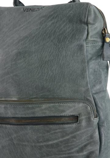 Кожаный рюкзак