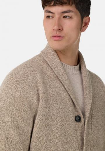 Вязаная кофта