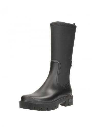 Зимние ботинки