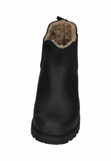 Зимние ботинки