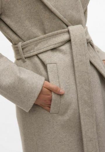 Шерстяное пальто