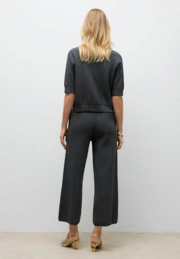 Вязаная кофта