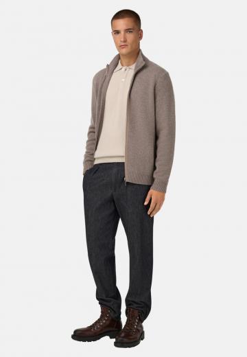 Вязаная кофта