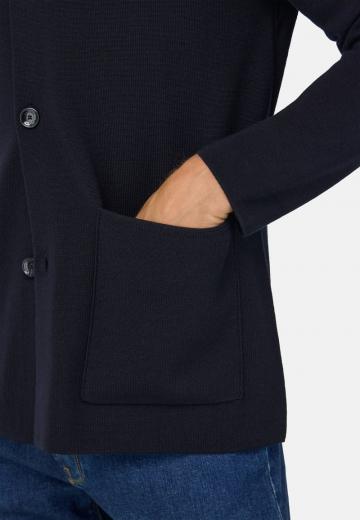 Вязаная кофта