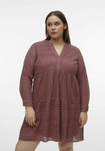 Короткое платье