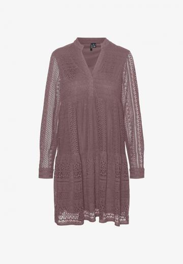 Короткое платье