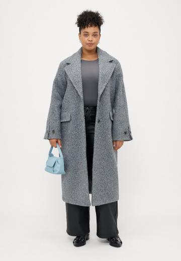 Шерстяное пальто