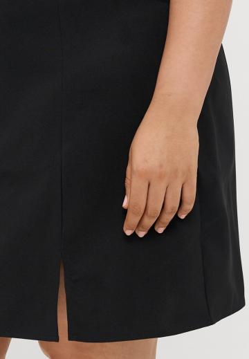 Короткое платье