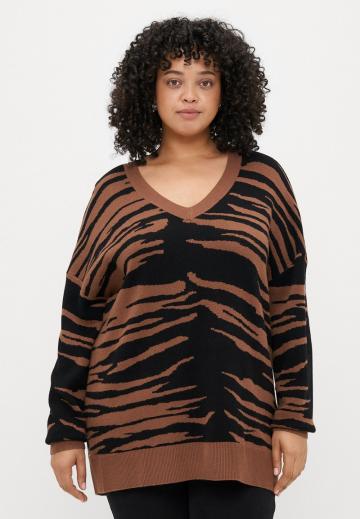 Длинный пуловер