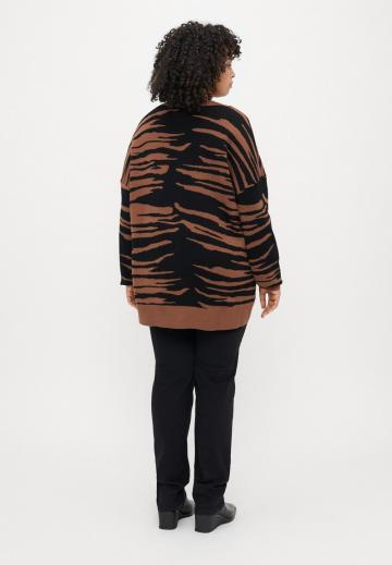 Длинный пуловер