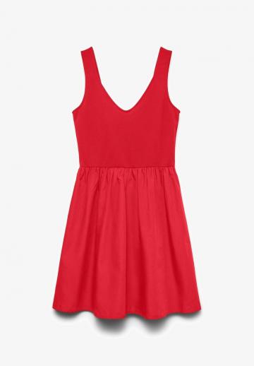 Короткое платье