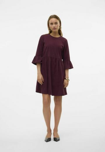 Короткое платье