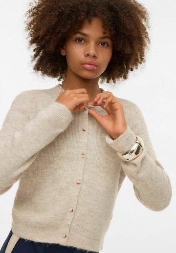 Вязаная кофта