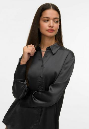 Атласная блузка