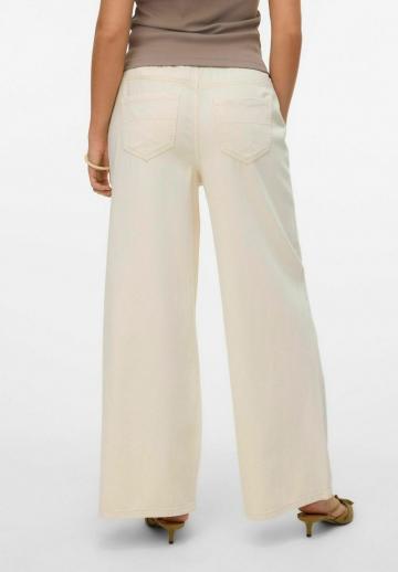 Свободные джинсы