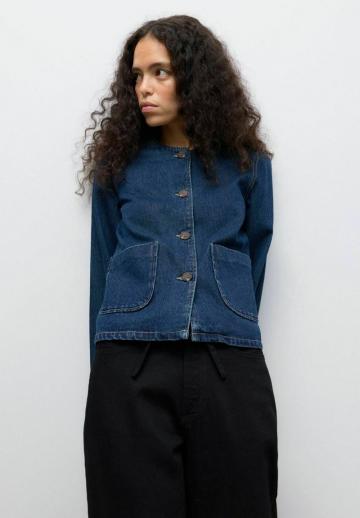 Джинсовая жилетка