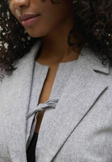 Длинный блейзер