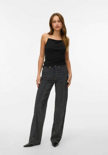 Топ на бретельках