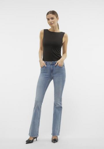 Клешеные джинсы