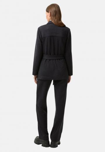 Короткое пальто