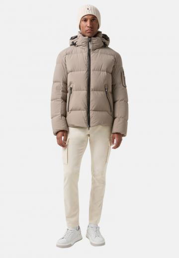 Брюки с накладными карманами