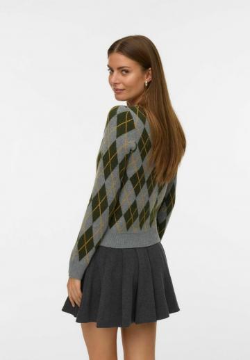 Жаккардовая вязаная кофта