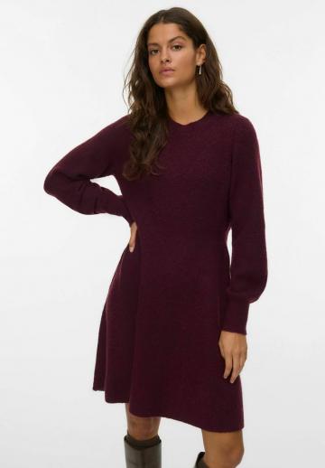 Вязаное платье