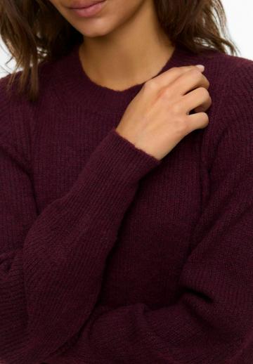 Вязаное платье