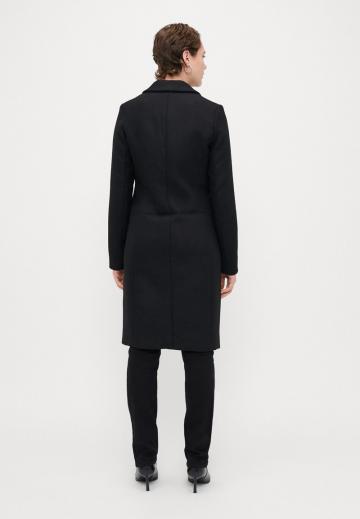 Шерстяное пальто